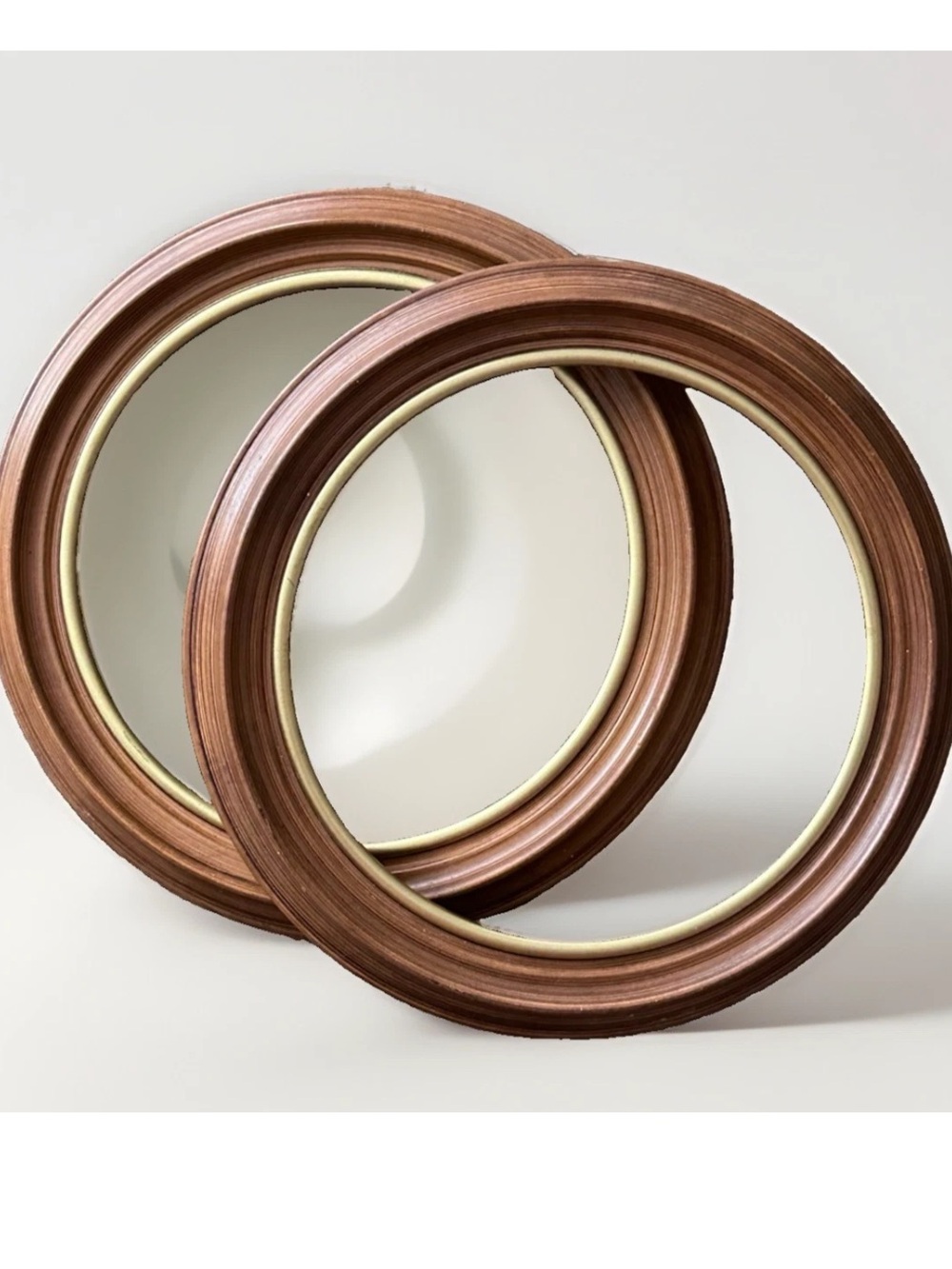 2 Vintage Van Hygan & Smythe Round Plate Frame FITS 9" Brown GOLD TRIM - Picture 2 of 6
